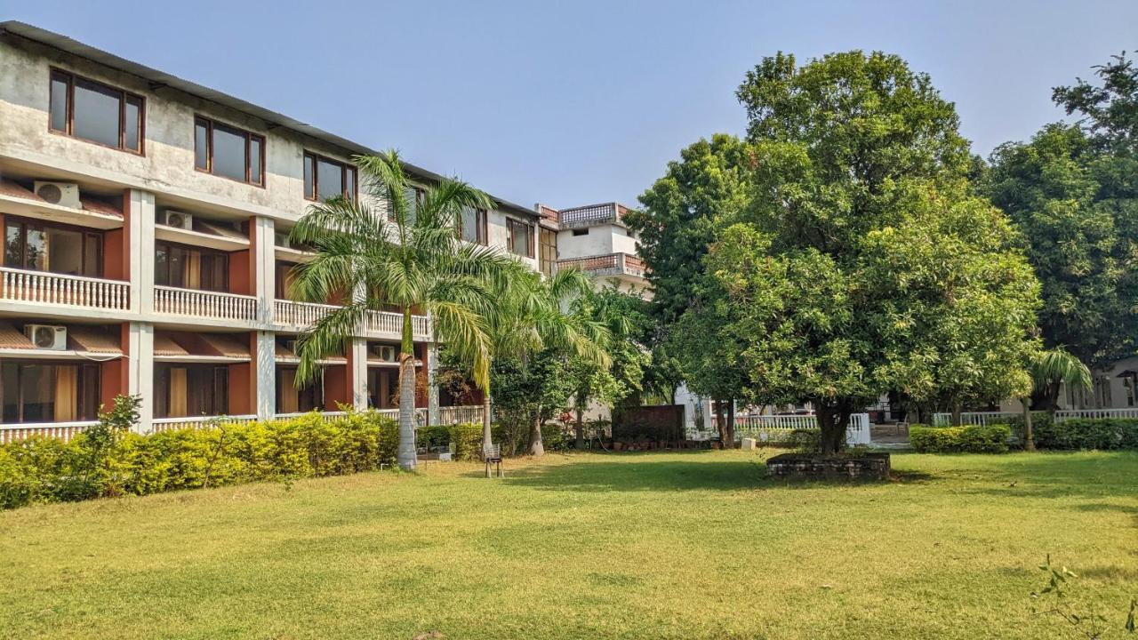 Albergue Headquarter Khajurāho Exterior foto