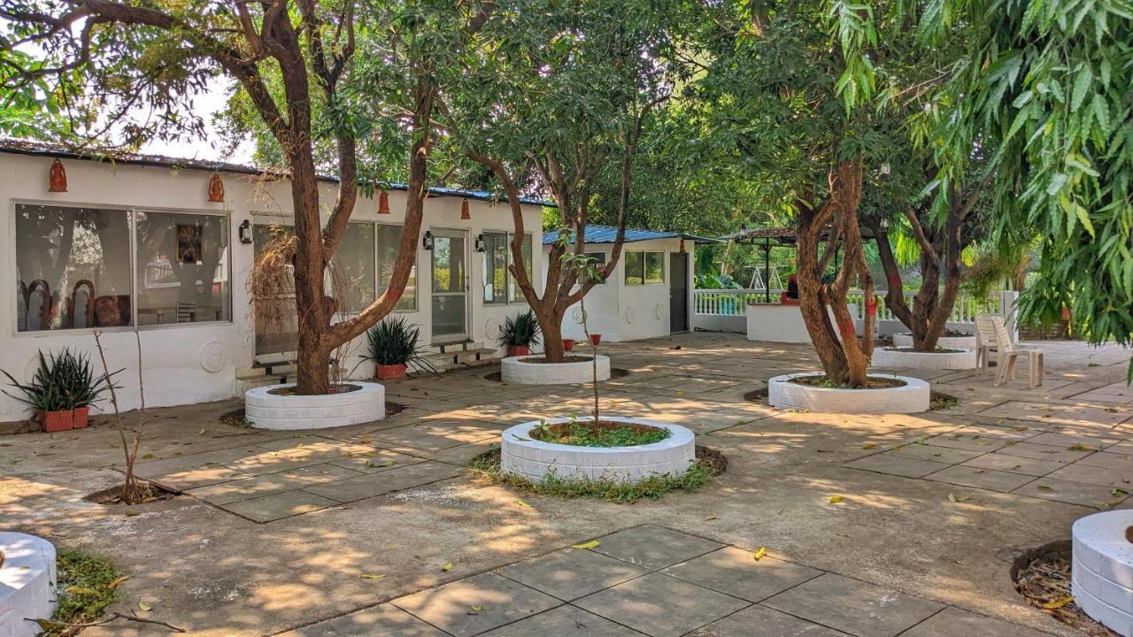 Albergue Headquarter Khajurāho Exterior foto